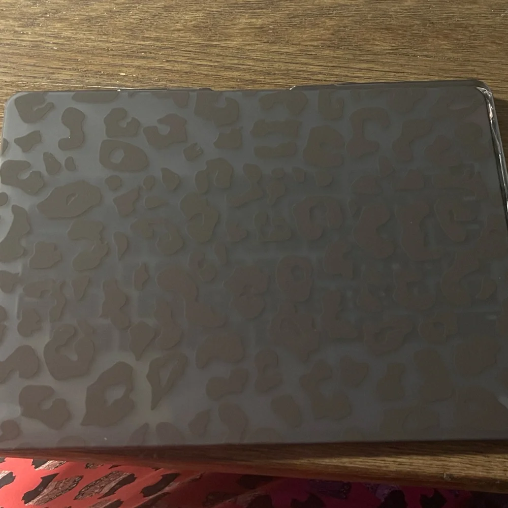 Black Wireless Keyboard with Case